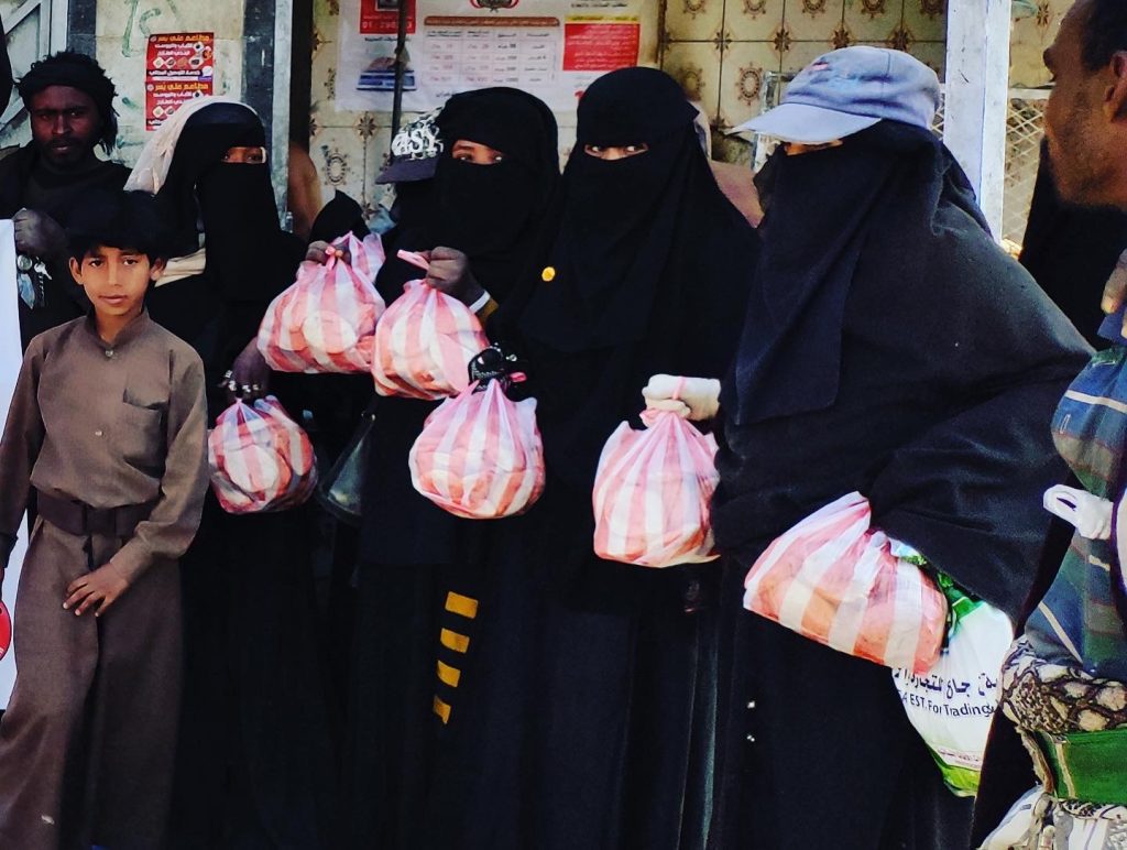 Jemen Bread Distribution 5