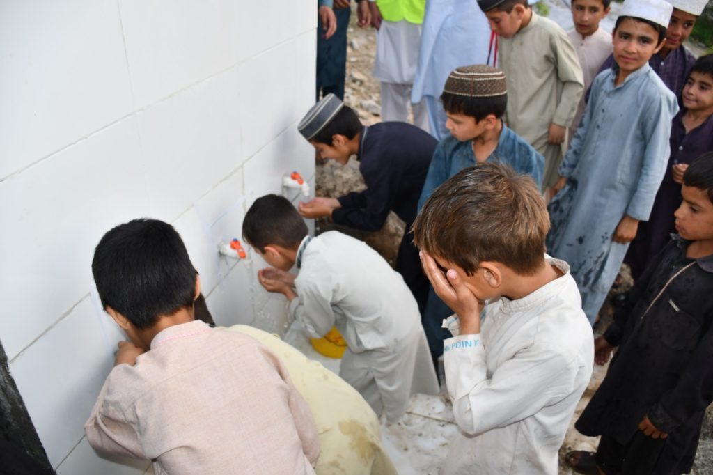 PAKISTAN WATERPUT 3