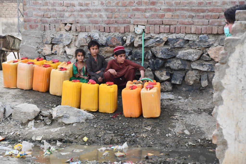 PAKISTAN WATERPUT 8